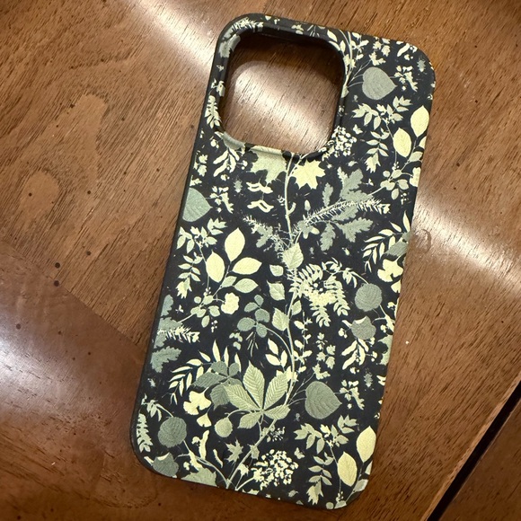 Pela Other - Pela iPhone 16 Pro Floral Black and Gold Phone Case